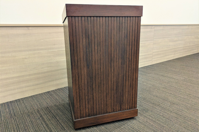 司会台のイメージ