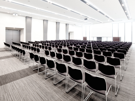 シアター形式（288席）のイメージ